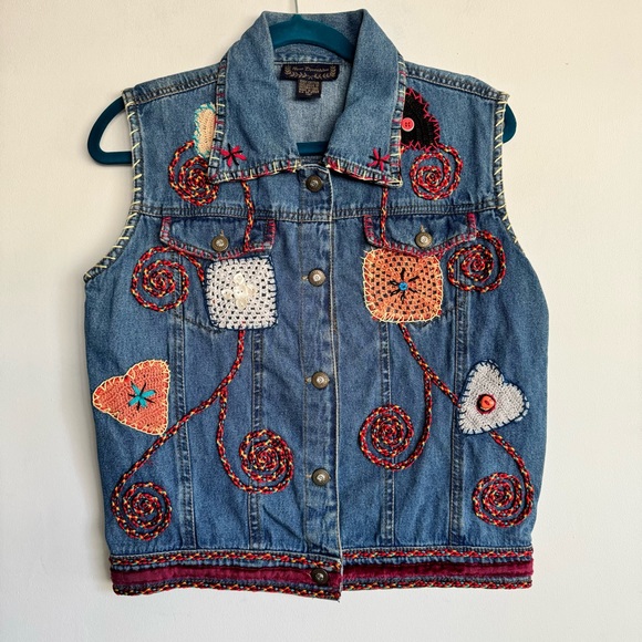 New Directions‎ Women’s Boho Indie Embroidered Embellished Denim Vest Size M - Picture 1 of 13